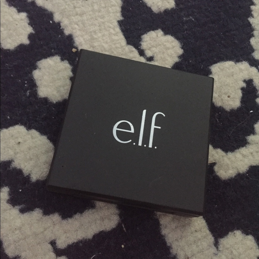 ELF :eyeshadow & highlight palette